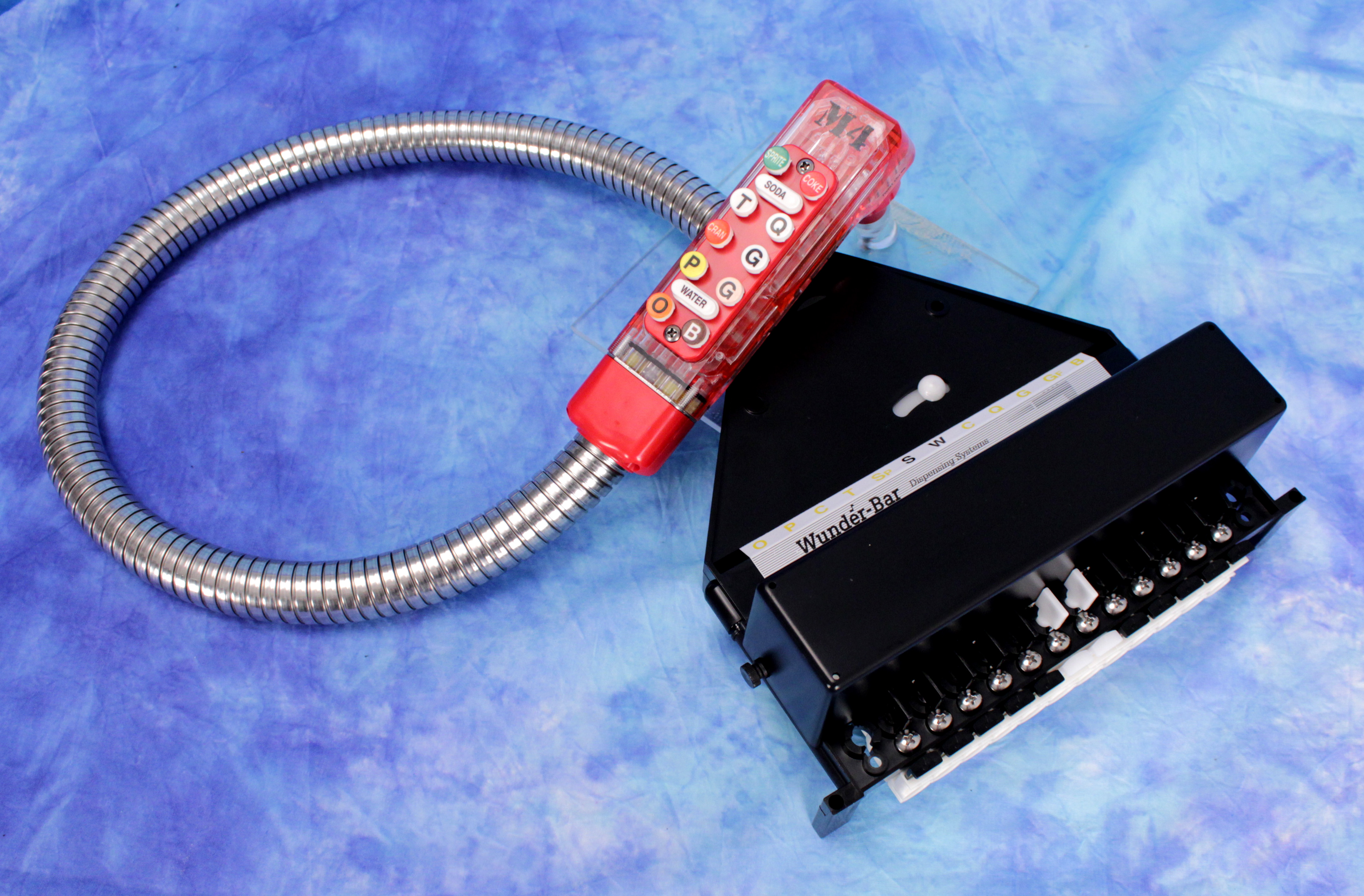 Red 12 Button Bar Gun, 6 Carb, 4 NonCarb Maurer Sales